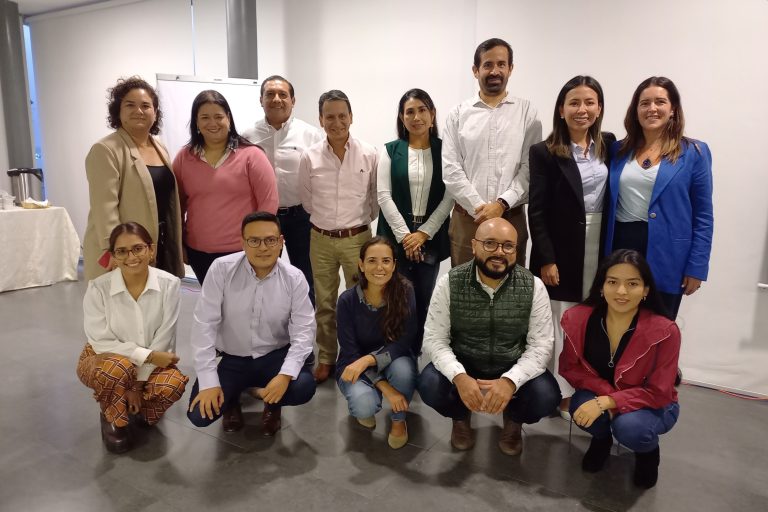 Gold Fields se posiciona exitosamente en mesa de Cultura organizada por el Hub de minería