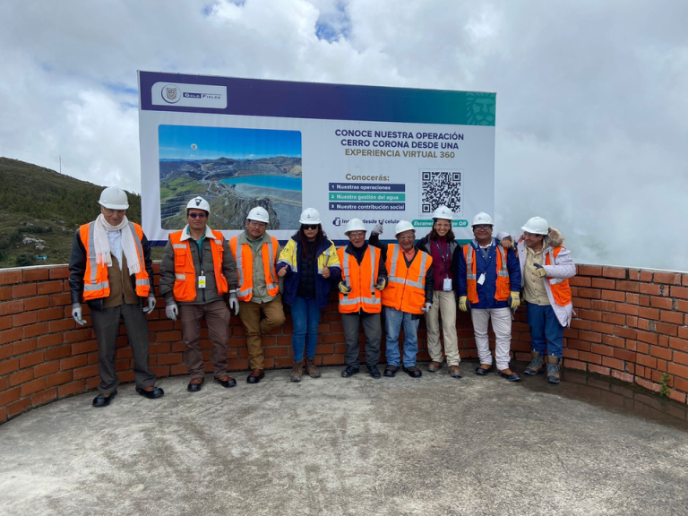 Visita de pobladores del anexo predio La Jalca-Pilancones a Cerro Corona