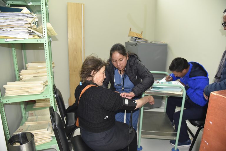 Campaña de salud gratuita en comunidades