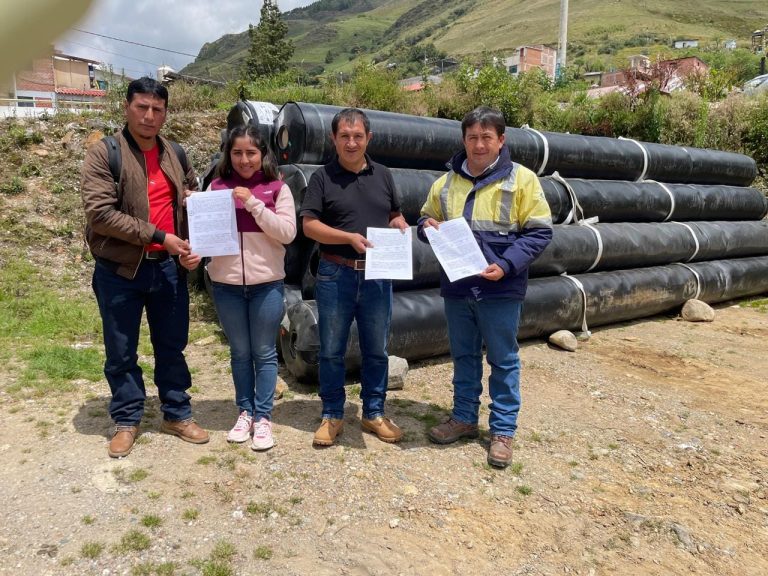 Gold Fields impulsa la construcción de microreservorios en Hualgayoc con importante donación