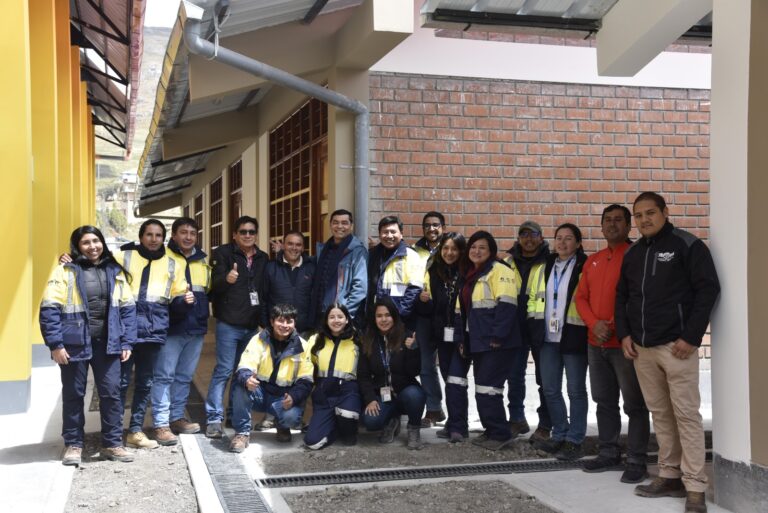 Gold Fields fomenta la integración comunitaria con la construcción de la casa comunal del caserío Coymolache