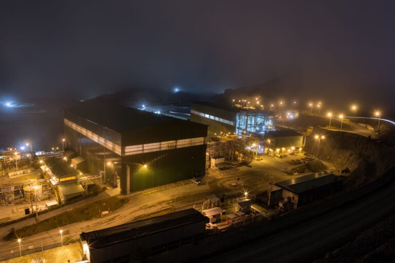 Iluminando el futuro: La transición a LED en la planta de procesos